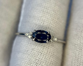 Solid Gold Sapphire Ring, 14k Gold Blue Engagement Ring For Women, Blue Sapphire Stacking Ring, September Birthstone Ring, Gift Ring For Her