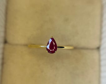 Anillo de rubí dorado, anillo antiguo, rubí natural, anillo de oro macizo, anillo solitario de rubí en forma de pera, anillo de aniversario, anillo vintage, anillo minimalista de rubí