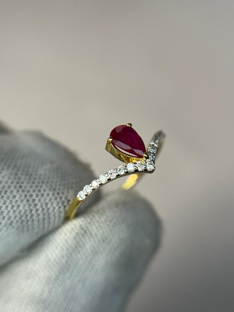 Natuurlijke robijn verlovingsring, robijn diamanten kroonring, peervormige robijn solitaire ring, 14-karaats gouden art deco ring met rode robijn, jubileumcadeau ring afbeelding 14