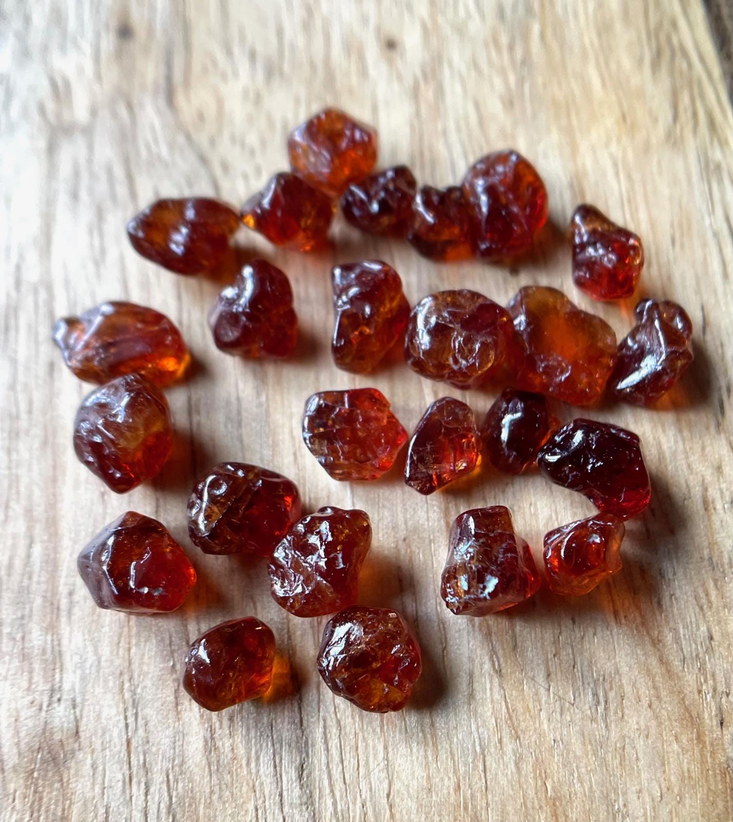 25 Pcs-natural Hessonite Garnet Rough-red Garnet Rough Gemstone