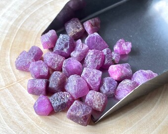 25PCS-A+Grade Red Raw Ruby Gemstone, 6-8 MM Ruby Raw Crystal Healing, Ruby Raw Rough Crystal, Use For Jewelry, July Birthstone, Gift For Her