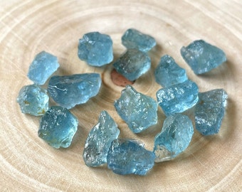 15 Pcs, AAA++Quality Raw Aquamarine Stone, Size-7-11 MM, Clean Raw Aquamarine Rough, Unheated Raw, Healing Crystal, For Jewelry Making