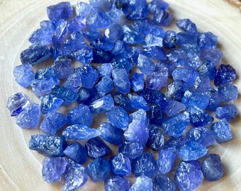 100 PCS Natural Tanzanite Rough Gemstone from Tanzania, 5-10 MM, Raw Healing Crystal, Tanzanite Rough Gemstone, For Jewelry Making etc