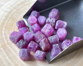 AAA Mozambque100%natural RAW Red Ruby Crystal Healng Gemstone Record