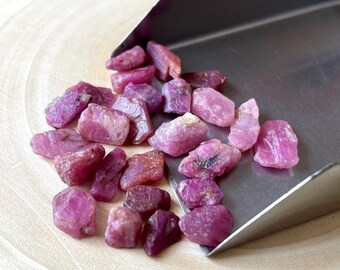 25 Pink Ruby Rough Gemstones: Raw Uncut Crystals (7-9 MM)