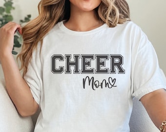 Cheer Mom Svg, Cheer Mom Shirt Svg, Varsity mom Shirt Svg File di taglio Silhouette Cricut, Cheerleader mamma Design a sublimazione