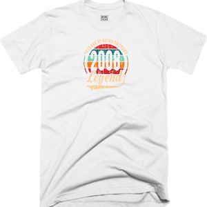 18TH Birthday T Shirt 18 Years Of Being Awesome Legend Born in 2008 Funny Joke Halloween Christmas Xmas Birthday Fans Gift Men Tee Top White