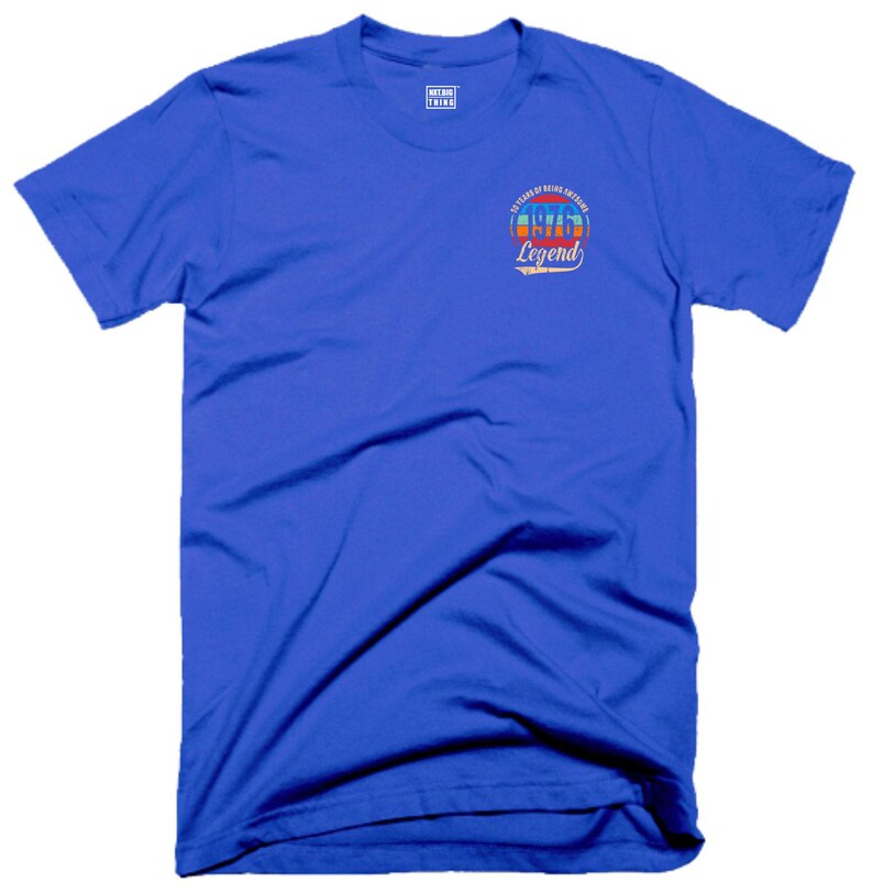 50-årsdag T-shirt med ficka 50 år av att vara fantastisk Tillverkad 1976 Född 1976 Vintage Klassisk Rolig Jul Födelsedag Fans Gåva Herr T-shirt Blue
