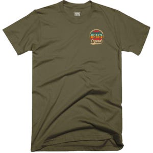 50-årsdag T-shirt med ficka 50 år av att vara fantastisk Tillverkad 1976 Född 1976 Vintage Klassisk Rolig Jul Födelsedag Fans Gåva Herr T-shirt Military Green