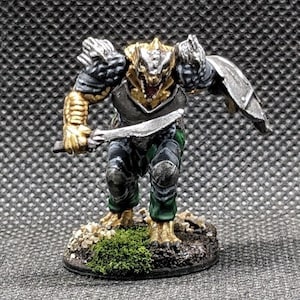 Hand-Painted Dragonborn Fighter, Paladin, Knight, Warlock, Dungeons and Dragons, D&D, DND, Pathfinder