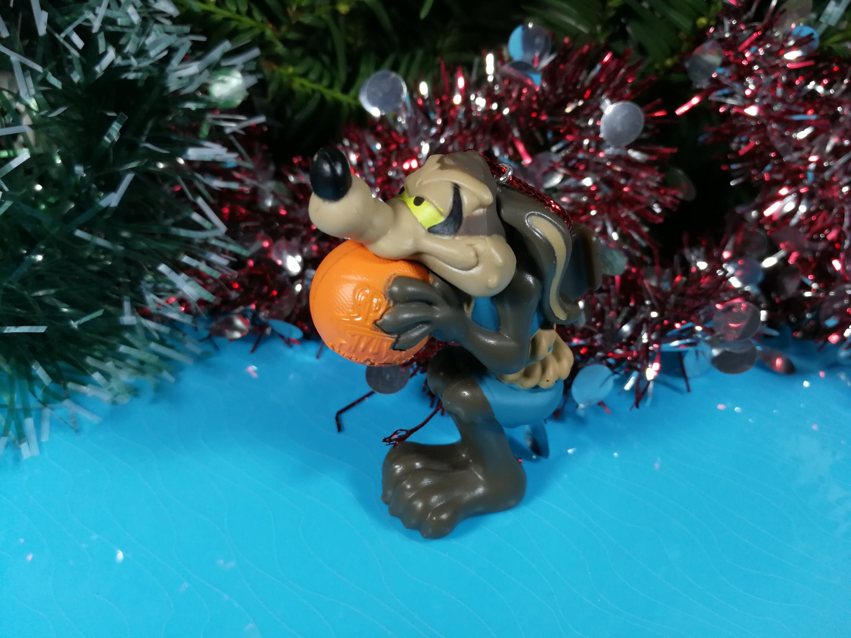 Coyote Christmas Ornament 