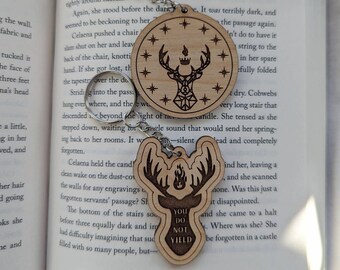 Throne of Glass wooden keychain Officially Licensed, The Assassin's Blade, Queen of Shadows, Kingdom of Ash, Heir of Fire, Terrasen art