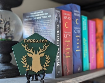 Terrasen Licensed Throne of Glass Bookshelf Sign - Wooden Shelf Sitter - Sarah J Maas - Throne of Glass merch - Bookshelf decor