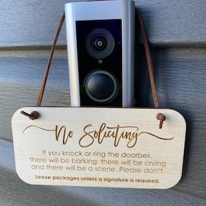 No soliciting doorbell sign, Do not disturb wooden plaque, Do not knock, Do not ring door bell, Dogs will bark door sign, Wood door sign