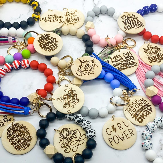 Silicone wrist keychain, Silicone keychain, Silicone bead keychain, Silicone wristlet, Customized wristlet, Gift for mom, Gift for her