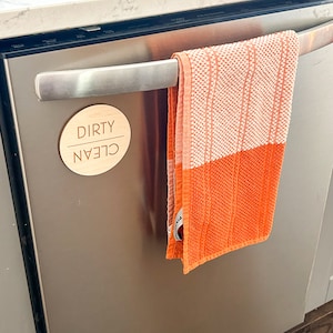 Dishwasher magnet clean dirty, clean dirty dishwasher magnet, dishwasher magnet, reversable dishwasher magnet, gift for new homeowners