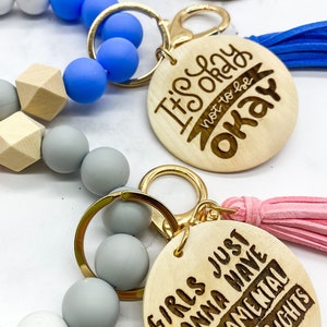Silicone wrist keychain, Silicone keychain, Silicone bead keychain, Silicone wristlet, Customized wristlet, Gift for mom, Gift for her image 3