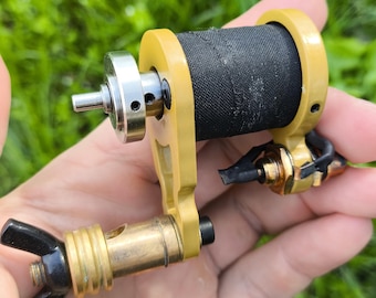 Handgemaakte roterende tattoo-machine met directe aandrijving en gouden frame