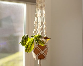 GALE Macramé Plant Hanger | Chunky Textured Bohemian Simple Gift Friend Soft Fringe Tassel Macrame Trendy Aesthetic Hanging Ceiling Planter