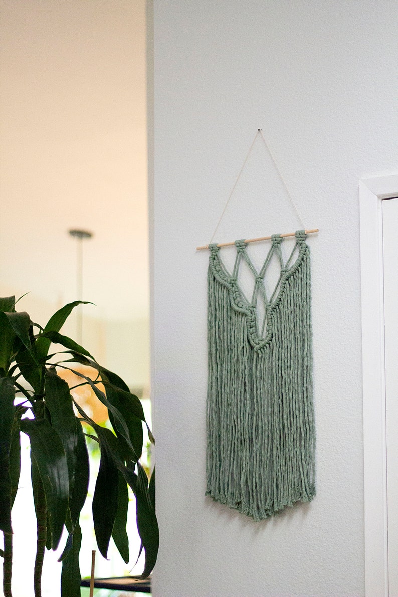 CASCADE Macramé Wall Hanging Medium Size Decor Simple Cute Bohemian Soft Fringe Macrame Trendy Aesthetic Scalloped Handmade Gift Friend image 4