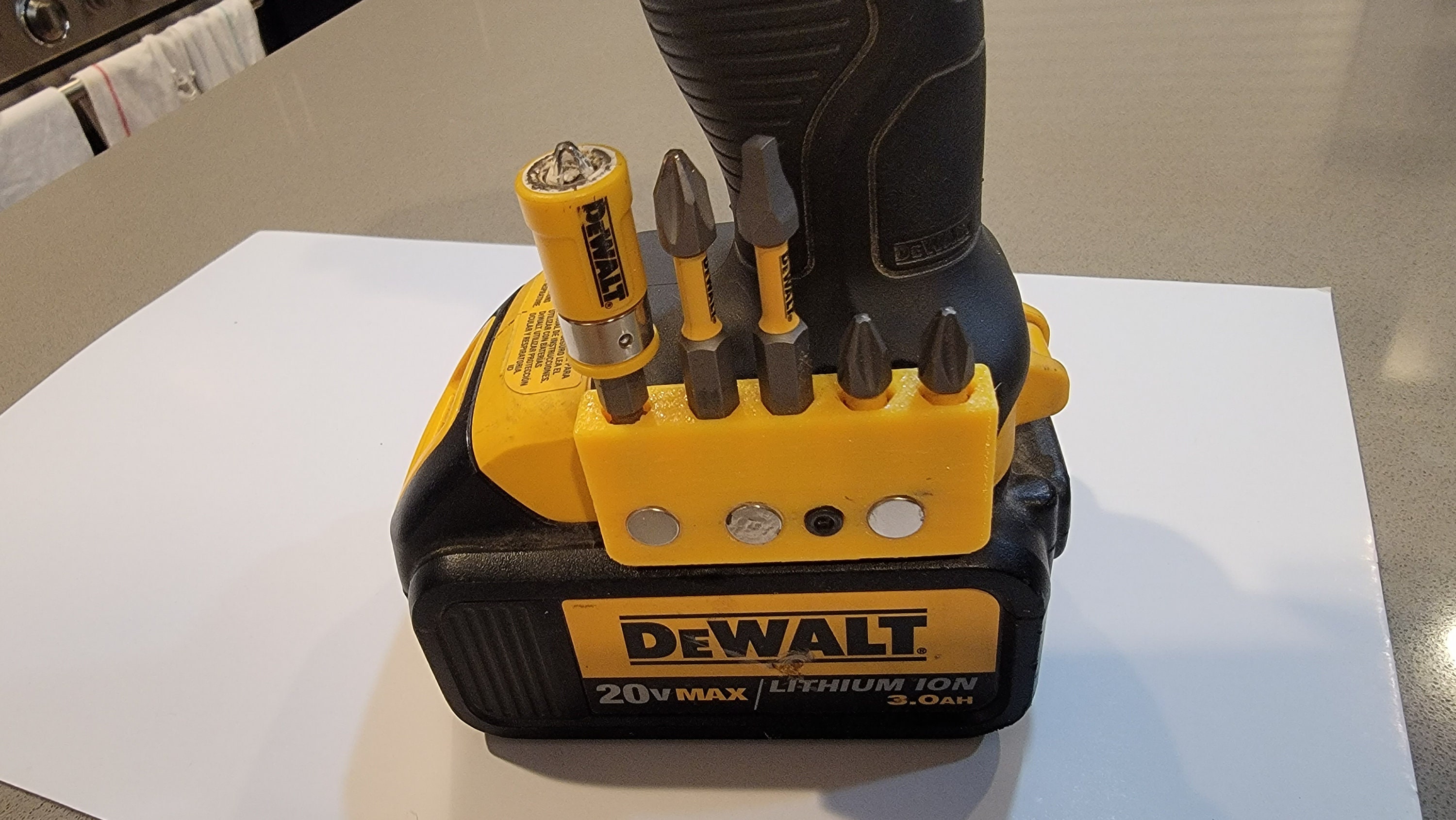 2 supports magnétiques pour outils DEWALT Brushless 20V 18V 12V avec vis -   France