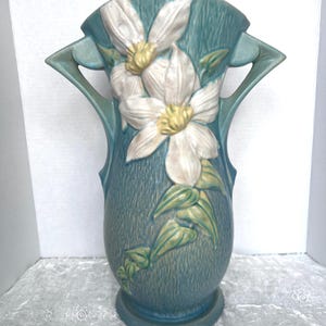 Large 15” Vintage Roseville Pottery Clematis Vase 114-15 Circa 1944