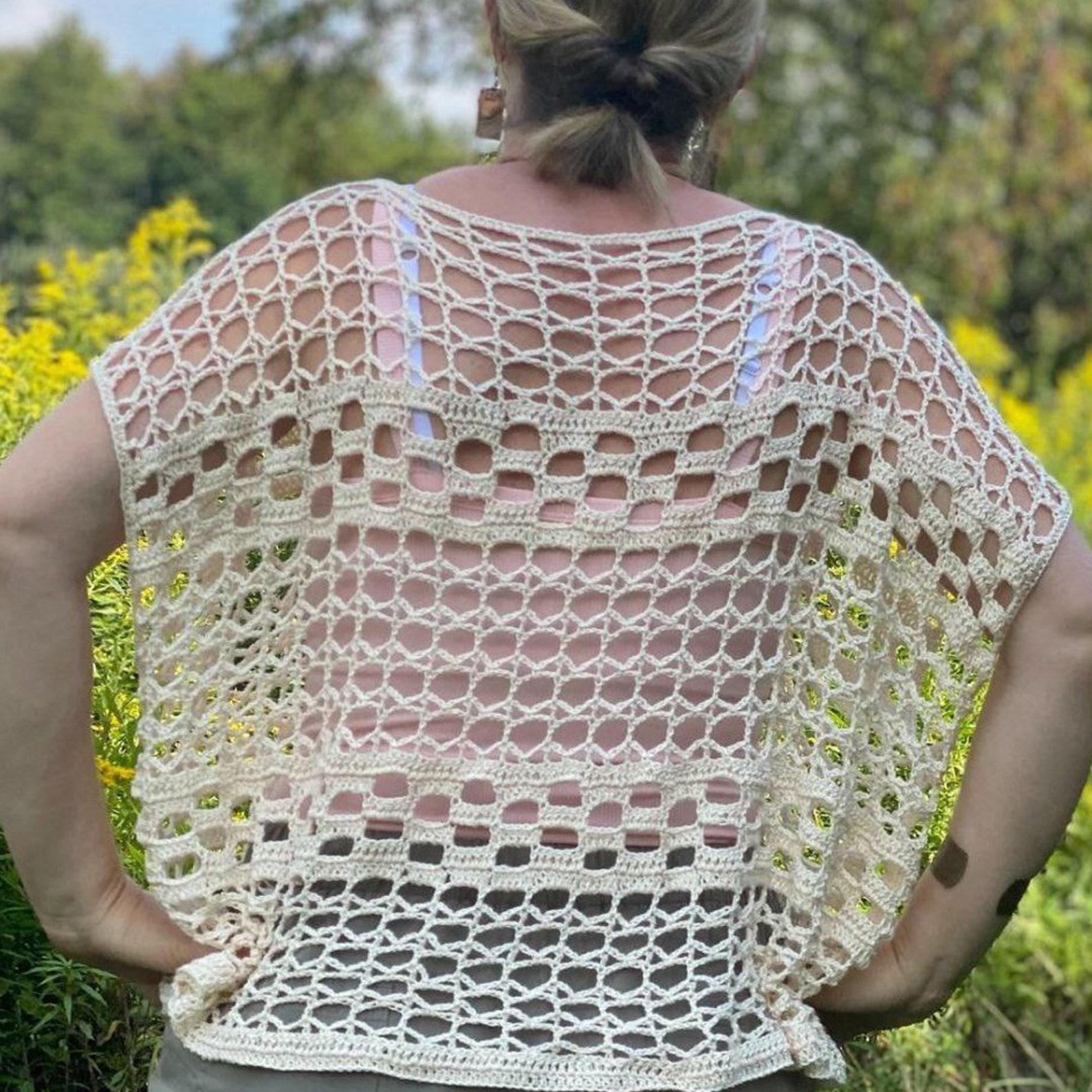 Size-inclusive Crochet Poncho Top Pattern | Crochet Top Pattern ...