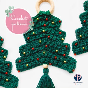 Christmas crochet pattern, Christmas Crochet tree, Christmas wall-hanging pattern, Crochet wall decor,  Crochet canvas, Xmas wall decor