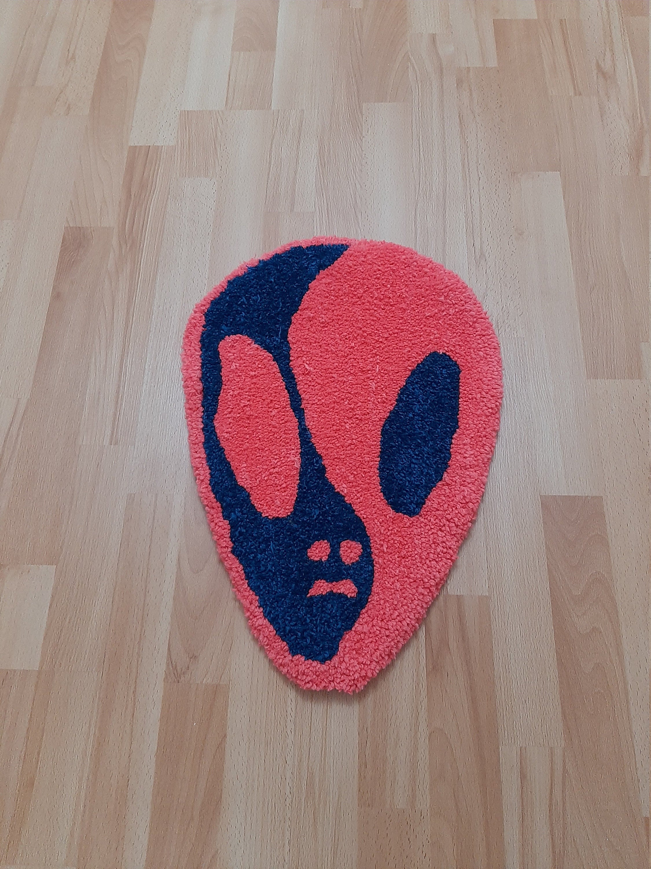 cute custom  Alien rug   Handmade L-18inch W-16inch