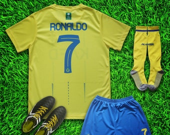 Al Nassr Ronaldo #7 Home New 2023/2024 Soccer Jersey & Shorts with Socks Set for Boys and Girls Youth Sizes