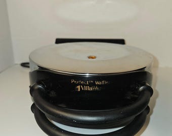VillaWare Perfect Waffler Model 3000 Round Electric Waffle Maker Chrome 820W