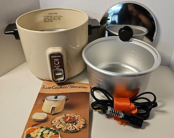 Toshiba RC-100A Automatic Rice Cooker Steamer Cream Vintage Made in Japan MCM