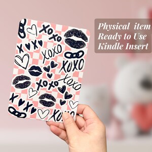 Cute Pink Kindle Case Insert Checkered Kindle Insert Romance Lover Kindle Decor Gift for Book Lover Heart Aesthetic Kindle Paperwhite Insert