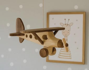 Handgefertigtes Flugzeugspielzeug aus Kiefern- und Teakholz | Montessori-inspiriert