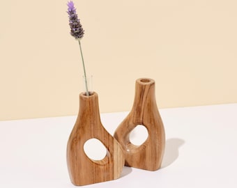 Jarrón de teca hecho a mano con tubo de vidrio / Decoración Japandi