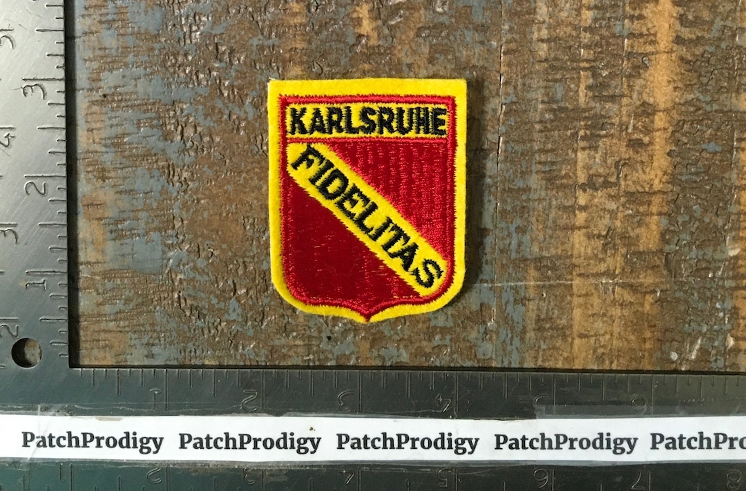 2x Toppa Stemma Fidelitas Karlsruhe Patch Souvenir Collezionismo