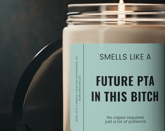 Huele a futura PTA, regalo de futura PTA, regalo de graduación de PTA, regalo de graduación de PTA, lindo regalo de PTA, vela de cera de soja ecológica de 9 oz