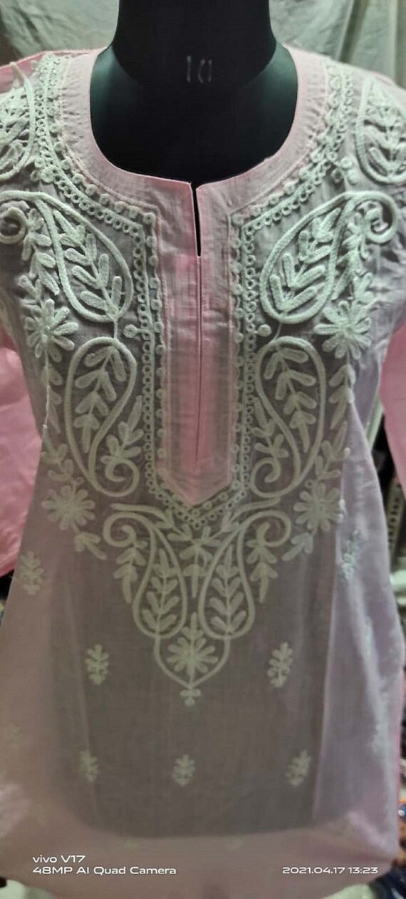 Hand-Embroidered Cotton Chikankari Kurti – Paramount Chikan