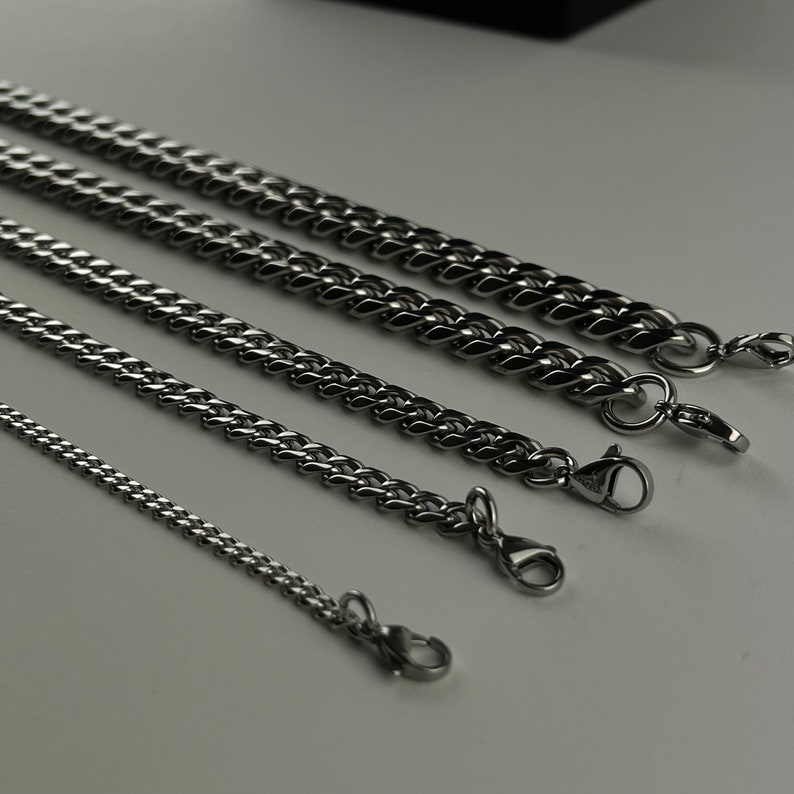 High Polished Cuban Link Necklace for Men clasps
