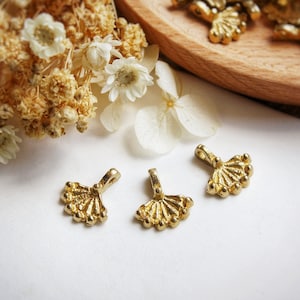 19mm Raw Brass Fan Triangle Pendant, golden charms, Indian Rass charms for making macrame jewelry, Tribal pendants, Boho Ethnic charms