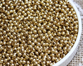 Contas redondas de latão bruto de 3x3,8 mm · Contas indianas feitas à mão para micromacramê e joias boho