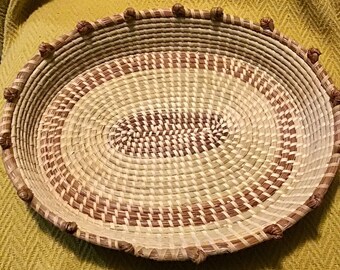 Oval Bread Basket with Knots