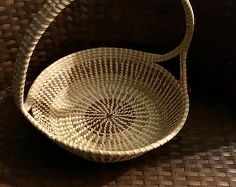 Round Cross Handle Basket