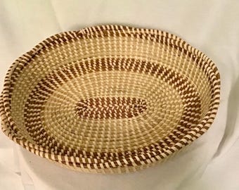 Oval Serving Tray With Rope Finishing