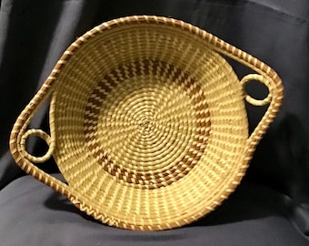 Round Bowl With Loop Handle Finishing