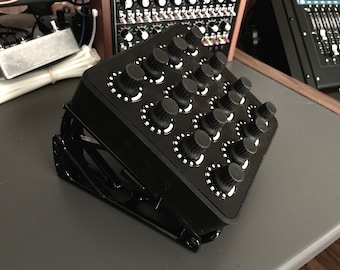 Midi Fighter Twister, 3D Adjustable Desktop Stand - Etsy