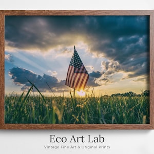 American Flag at Sunset. Printable Wall Art. Independence Day 4th of July Decor. Patriotic Art. USA Flag Digital Download. Printable Poster