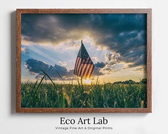 American Flag at Sunset. Printable Wall Art. Independence Day 4th of July Decor. Patriotic Art. USA Flag Digital Download. Printable Poster
