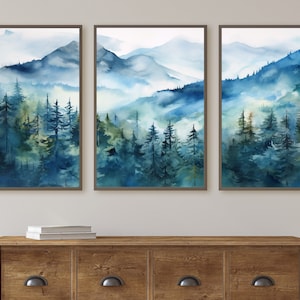 Blå abstrakt bergstryck, set om 3 | Akvarell bergslandskap | Naturtryck, set | Modern minimalistisk inredning | Väggkonst med tallskog