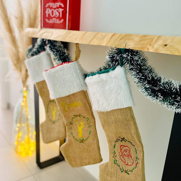 Chaussettes/Bottes de Noël en toile de jute et fourrure personnalisables